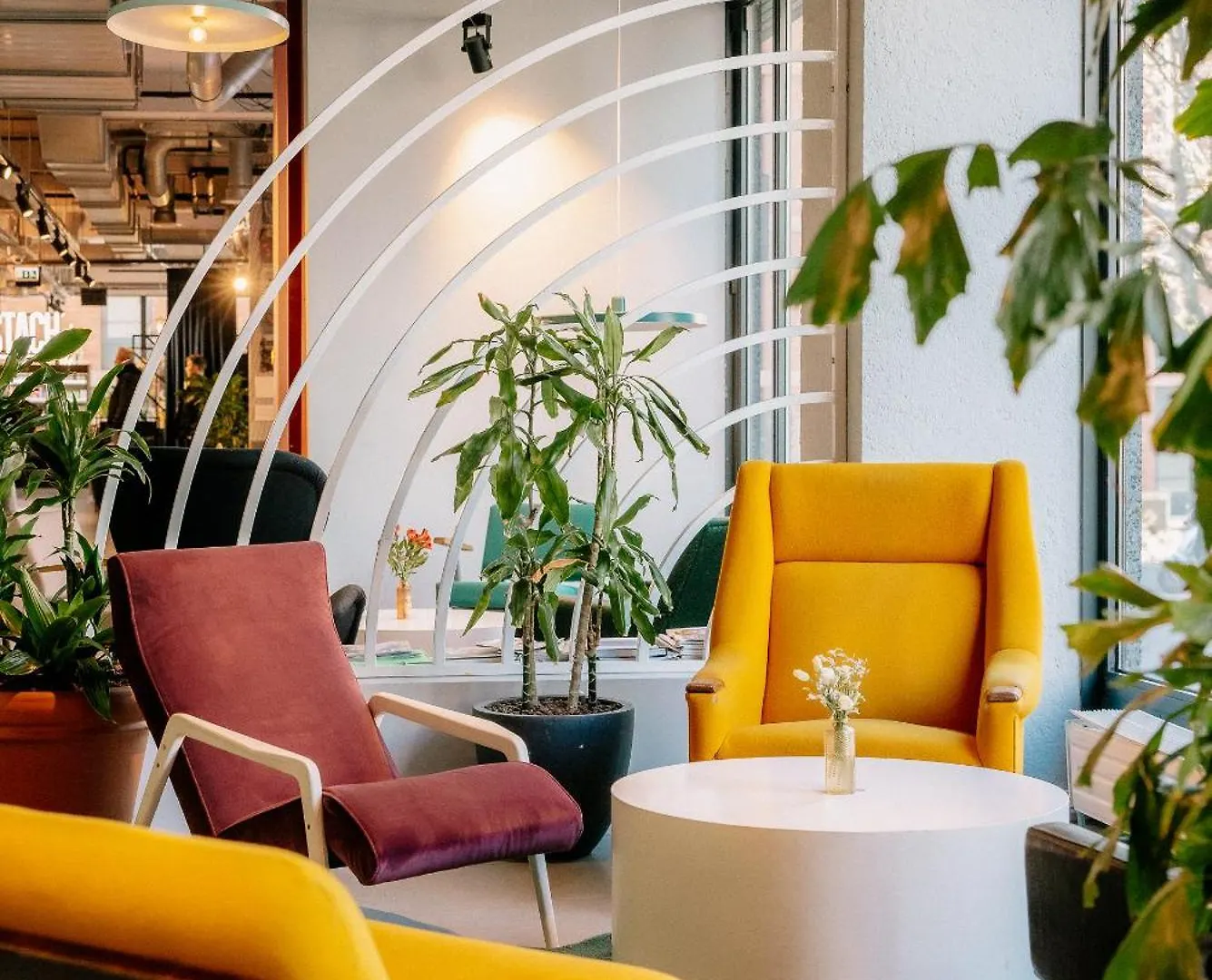 The Social Hub Amsterdam West Extended Stay 3*,